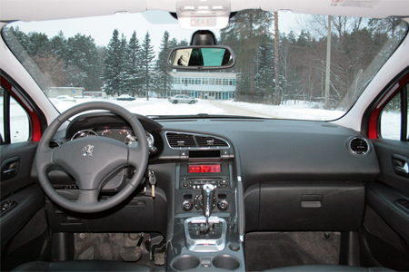 Тест-драйв Peugeot 3008
