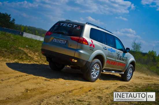 О спорт, ты где? Mitsubishi Pajero Sport (11 фото +опрос)