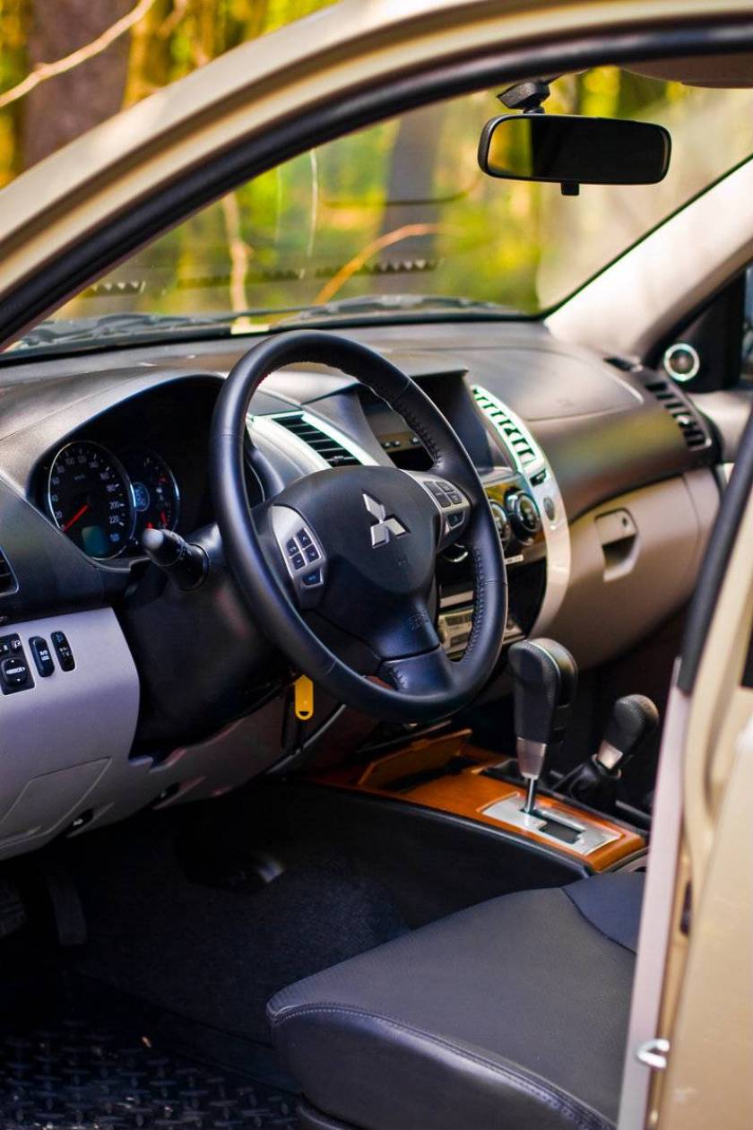 Тест-драйв Mitsubishi Pajero Sport
